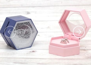 Hexagonal Snowflake Couple Rings Pendant Box